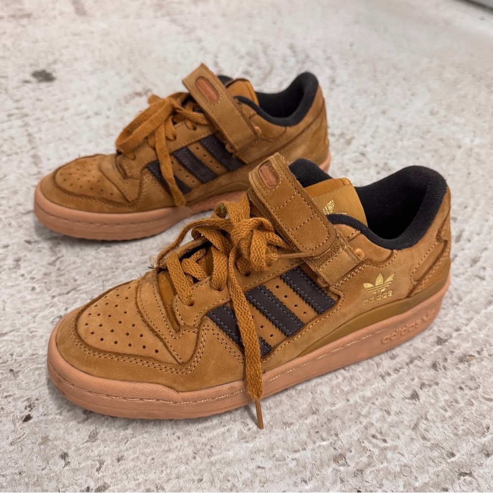 Adidas Forum Low Mesa Gum Size 6 mens / 7.5 womens GW6230 Night Brown.